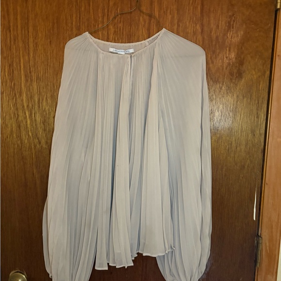 Diane Von Furstenberg Cream Pleated Blouse - Picture 1 of 6
